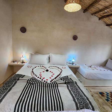 Les Jardins D Amizmiz 6 Piscines Bed & Breakfast Wawizelte Luaran gambar