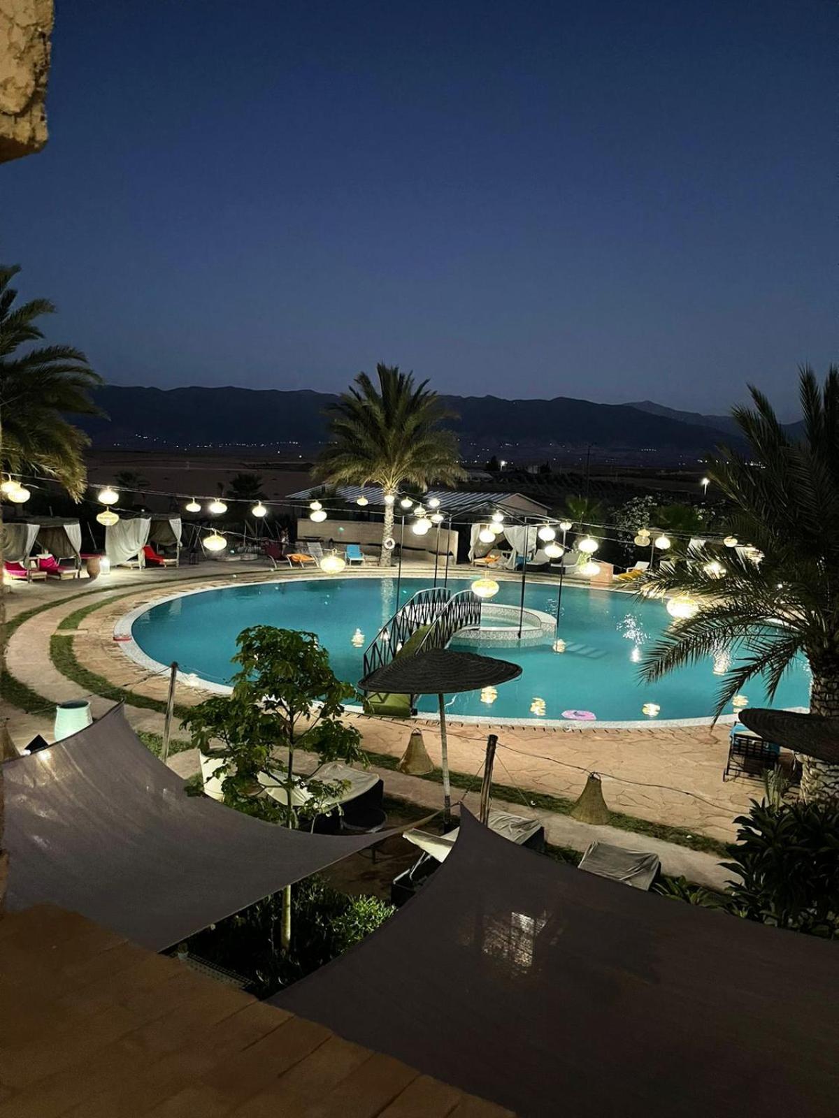 Les Jardins D Amizmiz 6 Piscines Bed & Breakfast Wawizelte Luaran gambar