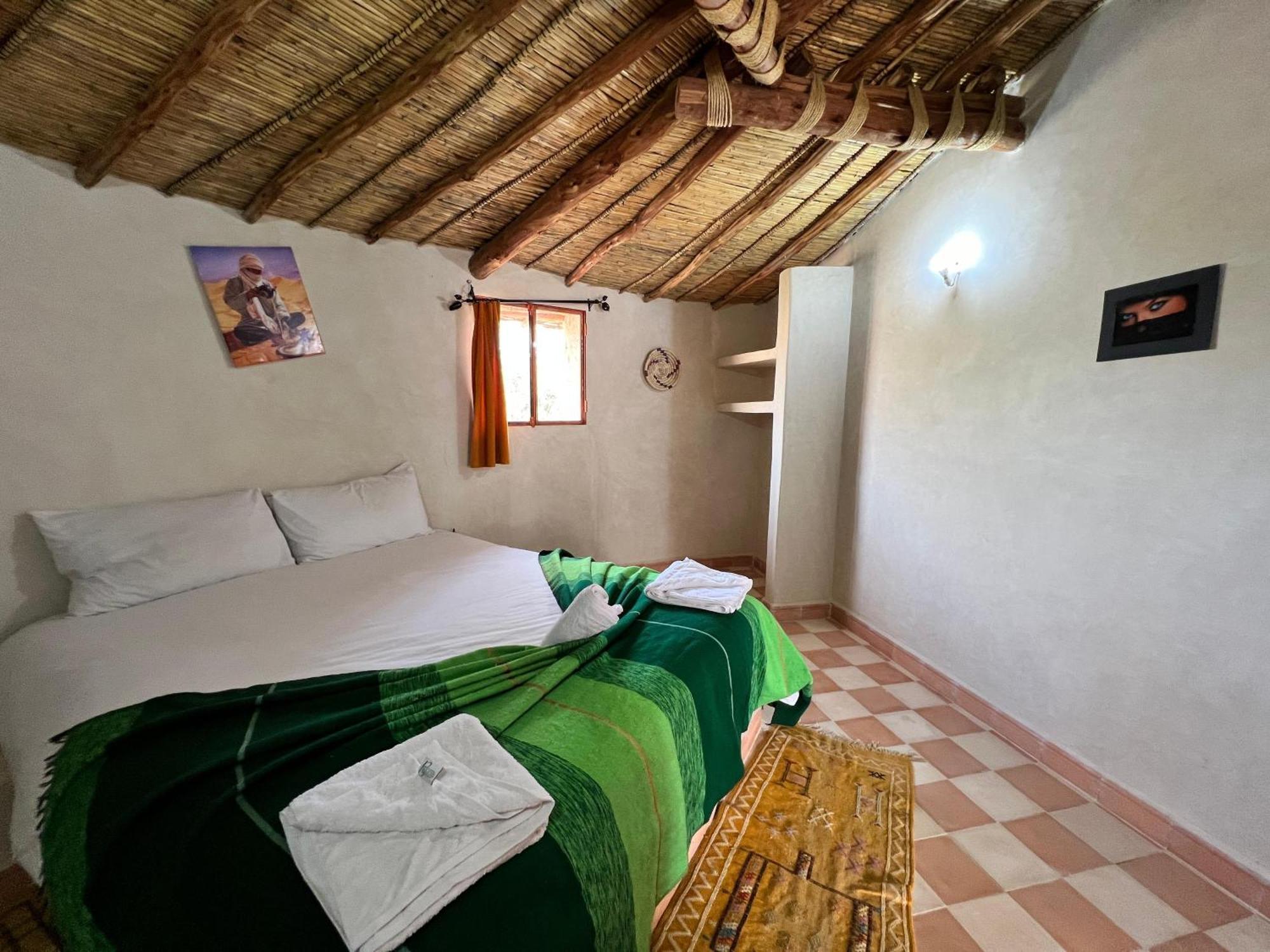 Les Jardins D Amizmiz 6 Piscines Bed & Breakfast Wawizelte Luaran gambar