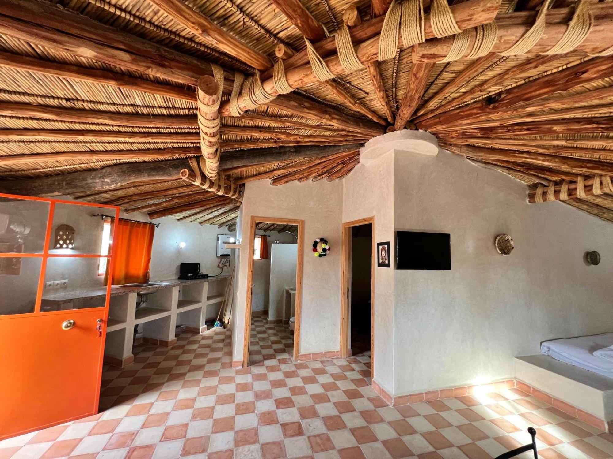 Les Jardins D Amizmiz 6 Piscines Bed & Breakfast Wawizelte Luaran gambar