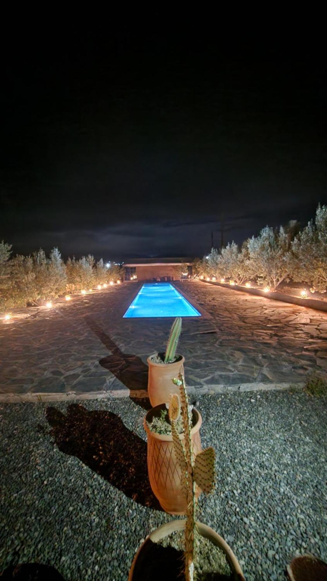 Les Jardins D Amizmiz 6 Piscines Bed & Breakfast Wawizelte Luaran gambar