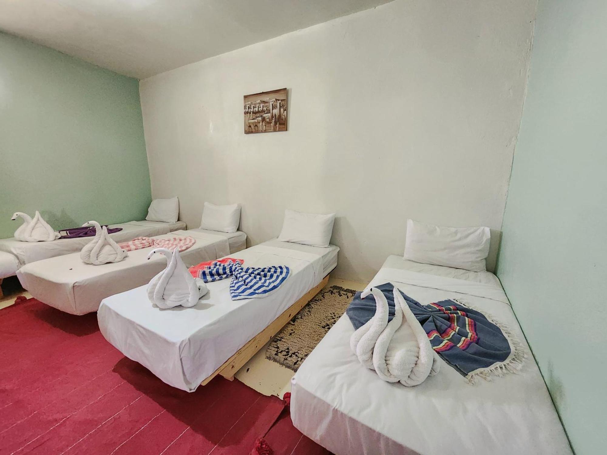 Les Jardins D Amizmiz 6 Piscines Bed & Breakfast Wawizelte Luaran gambar